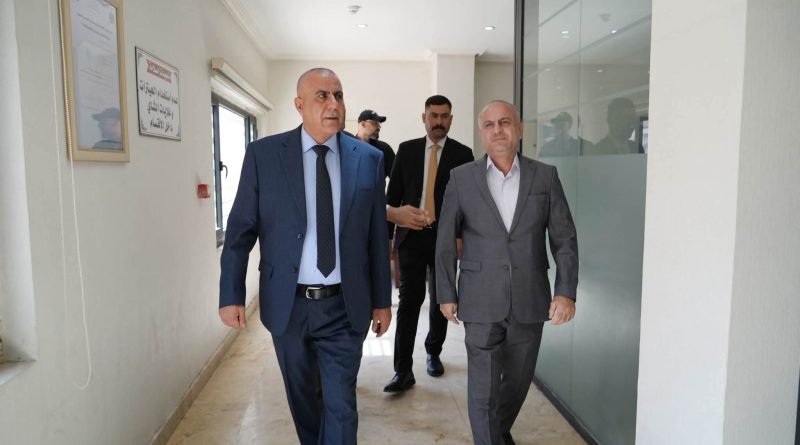 المهندس زهير داود أحمد يباشر مهامه مديراً عاماً للشركة العامة للسمنت العراقية… ويجري جولة تفقدية في أروقتها المهندس زهير داود أحمد يباشر مهامه مديراً عاماً للشركة العامة للسمنت العراقية… ويجري جولة تفقدية في أروقتها